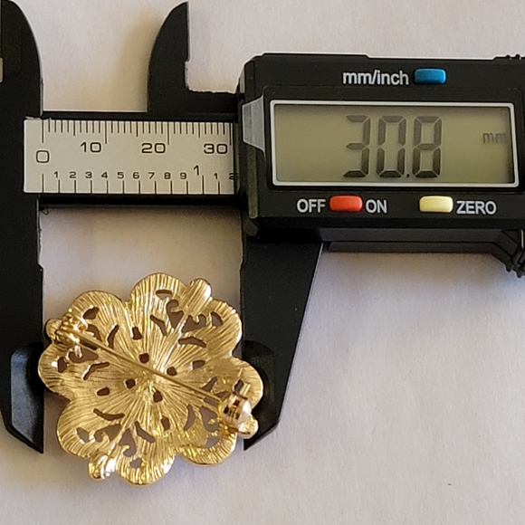 VTG Unsigned Four Leaf Clover Brooch Heart Pin With Crystal Accent - Picture 5 of 6